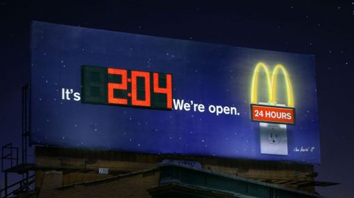 Cartelera del reloj de McDonald's